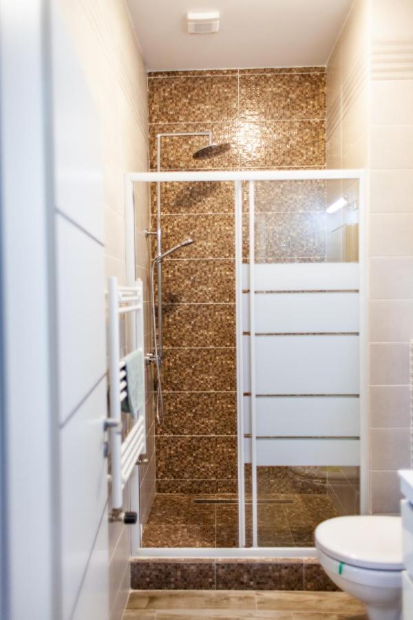 Modern Studio In The Heart Of Яссы Экстерьер фото