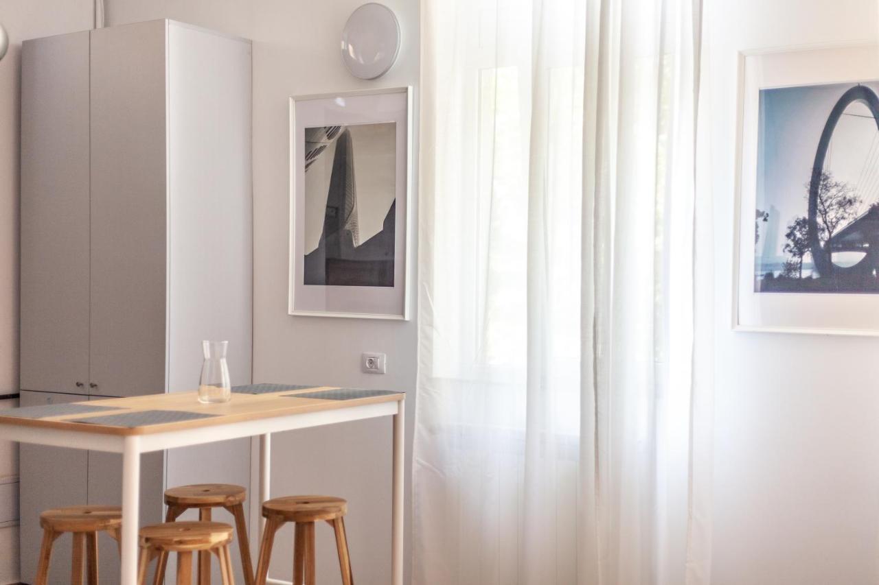 Modern Studio In The Heart Of Яссы Экстерьер фото